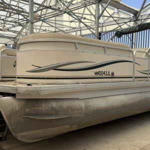 2002 Aqua Patio 240 DF w/ 90HP Mercury Engine